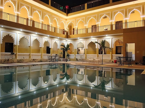 L S Haveli - A Heritage Lake View Haveli