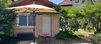 Saint-Jorioz, charming detached cottage.