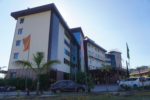 Donyi Polo International Hotel - Itanagar