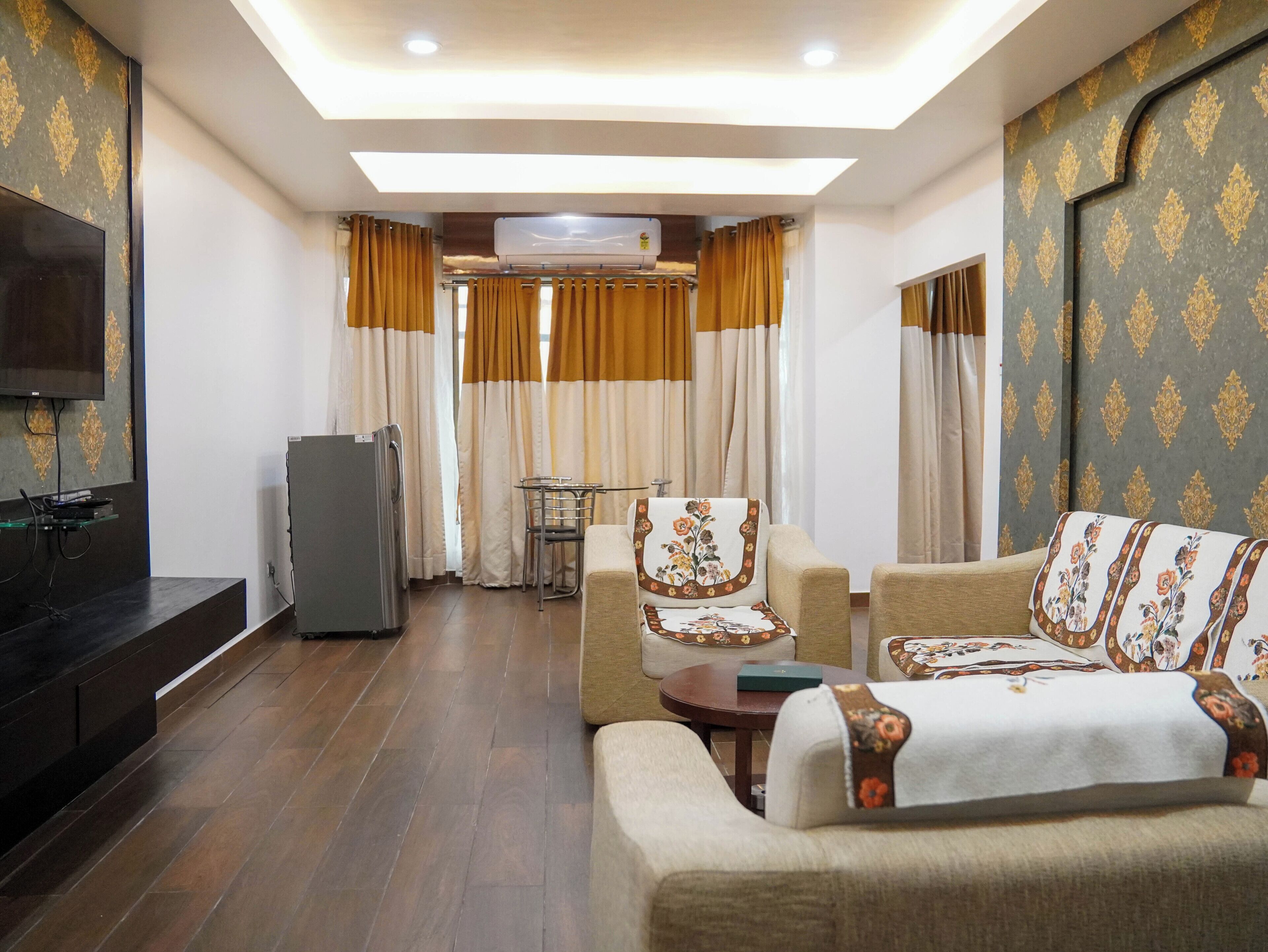 Suite Grand | Matalassos d'escuma viscoelàstica, minibar i escriptori 