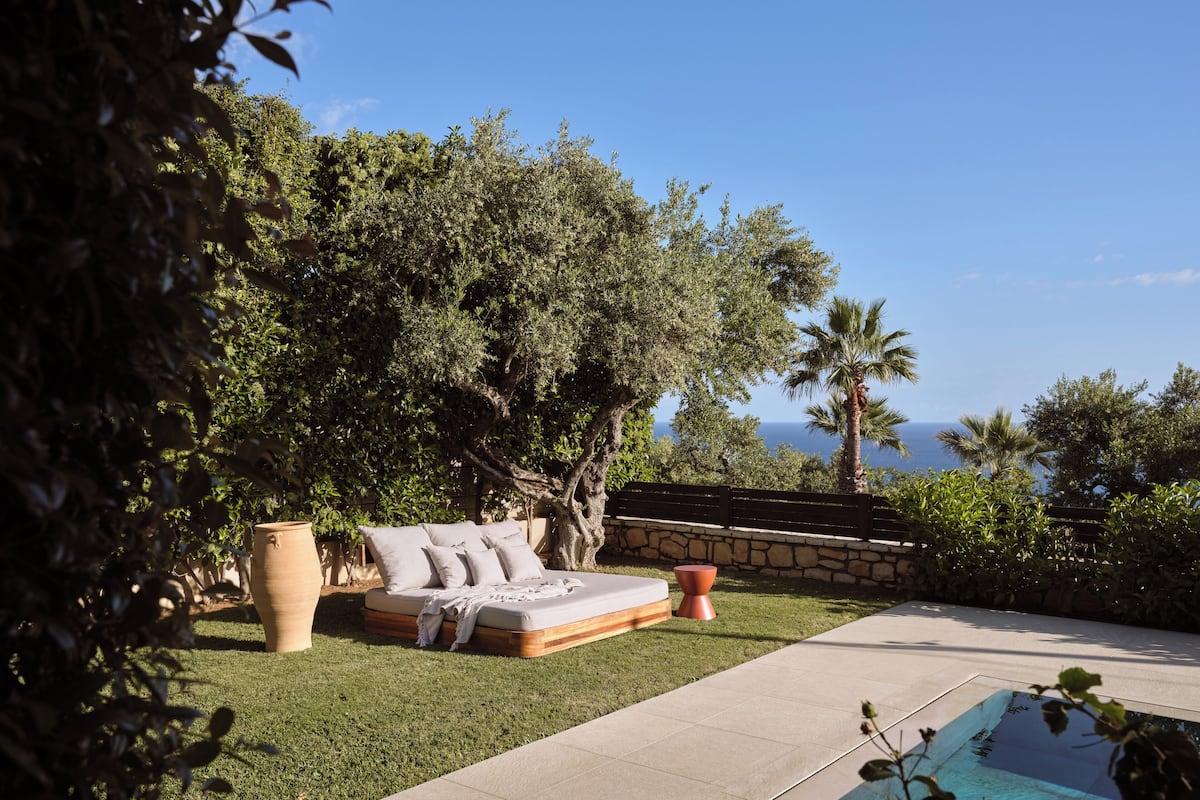 Signature Villa | In-room safe, blackout curtains, soundproofing, iron/ironing board