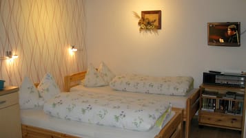 2 Schlafzimmer, Bügeleisen/Bügelbrett, WLAN, Bettwäsche