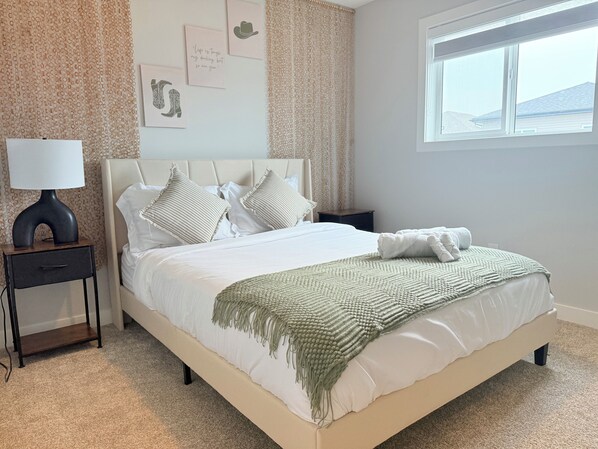 5 chambres, bureau, fer et planche à repasser, accès au Wi-Fi (inclus)