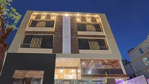 Unclassified image, 2 of 42, button - Townhouse Riddhi Residency (Lucknow)