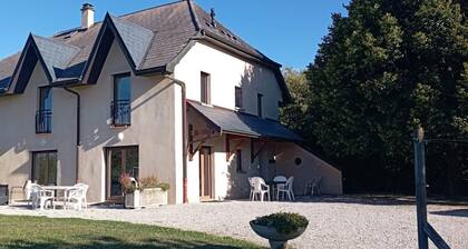 'Le Paradis de Bornachon' : GĂźte Ă la campagne, avec vue sur les montagnes