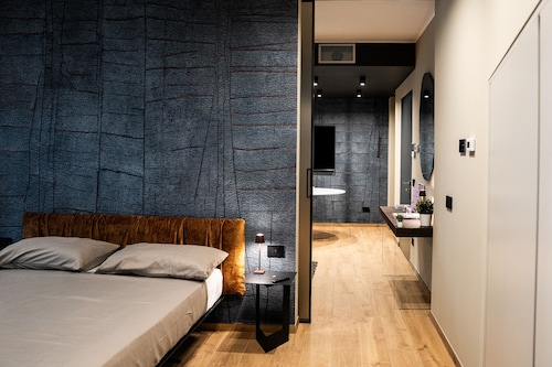 KODERLE SUITE K2 - Arnica
