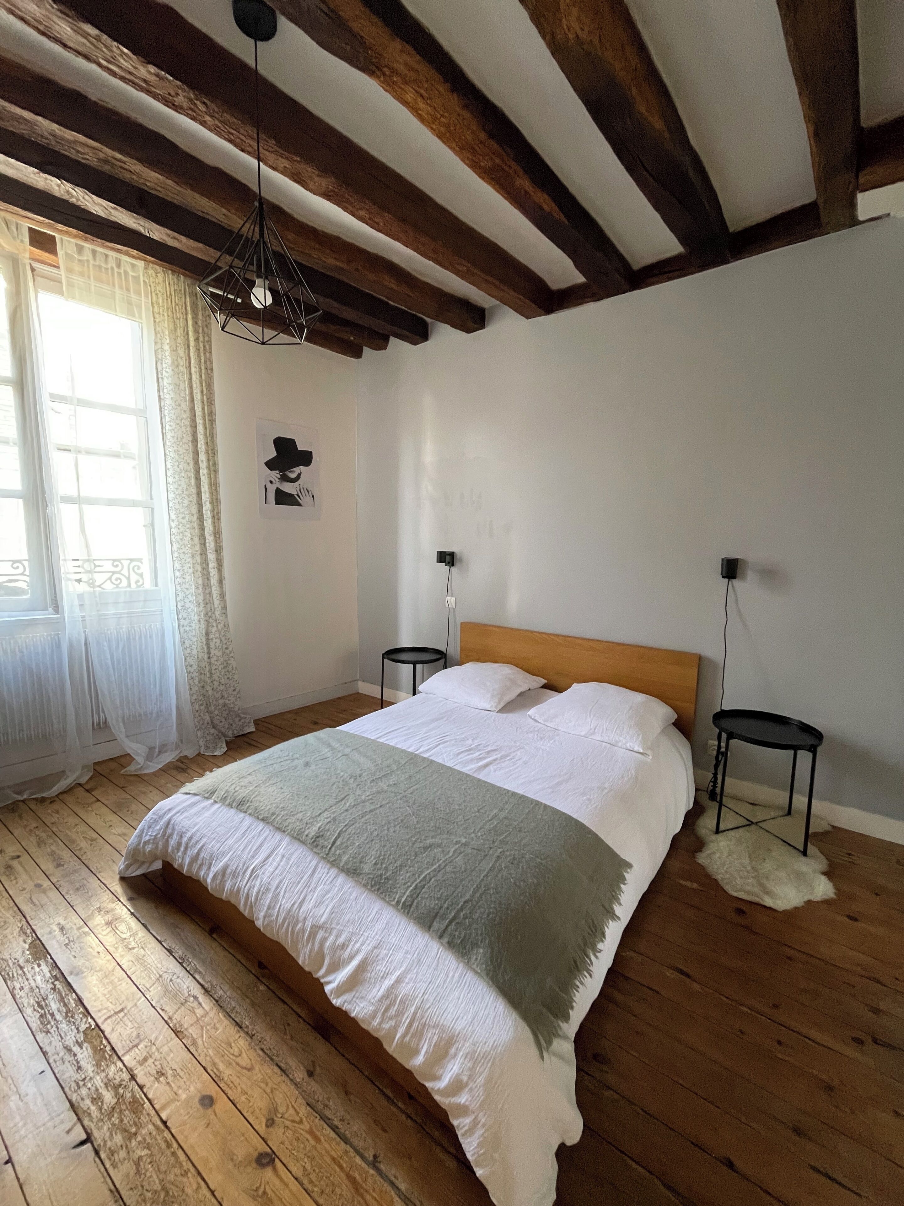 3 chambres, fer et planche à repasser, Wi-Fi, draps fournis