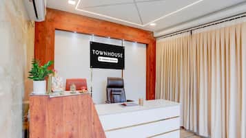 House | Reception