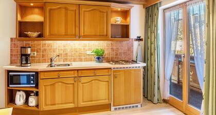 Apartment '2' with Mountain View, Balcony and Wi-Fi