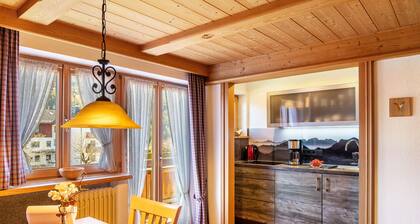 Apartment '3' with Mountain View, Balcony and Wi-Fi