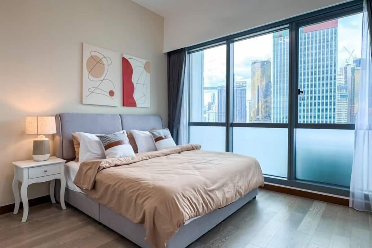 Cofres nos quartos, quartos à prova de som, Wi-Fi de cortesia