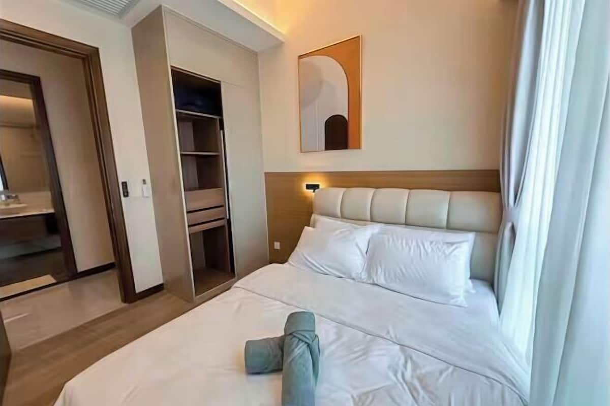 Brankas, kedap suara, dan Wi-Fi gratis