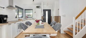 Holiday Home, 3 Bedrooms, Private Garden