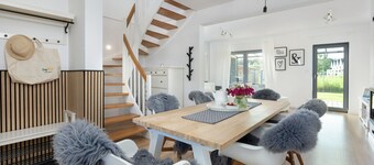 Holiday Home, 3 Bedrooms, Private Garden