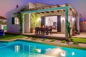 客房, 3 间卧室, 无障碍, 吸烟房 | 泳池 | 室外游泳池