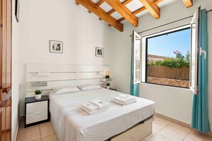 Room, 3 Bedrooms, Accessible, Smoking