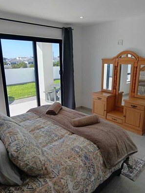 3 bedrooms, Internet, bed sheets