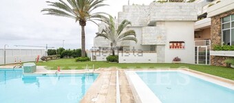 Luxury Apartment with Private Pool on Huge Terrace- Ideal for Families and Expats