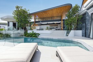 Outdoor pool - Villa Zavaya Luxury Retreat With Pool (Choeng Thale)