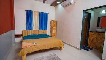 Standard Room | Free WiFi