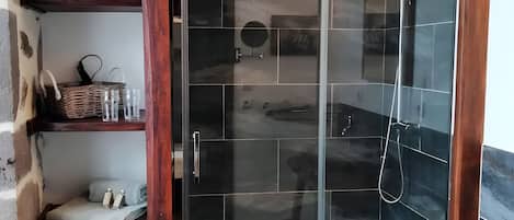 Shower, towels