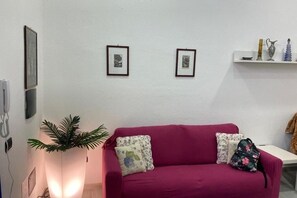 Living area - Del Fiore Deluxe - Elegant apartment in Cagliari (Cagliari)