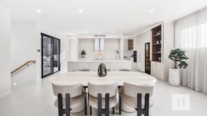 Dining - Sunset and Serenity Trinity - Luxury Lakefront Living with Relaxed Leisure (Morisset Park)