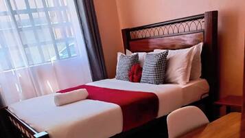 2 bedrooms, iron/ironing board, WiFi, bed sheets