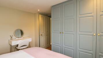 Individually decorated, individually furnished, free WiFi