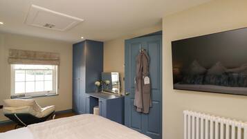 Individually decorated, individually furnished, free WiFi