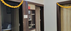 4 bedrooms, internet - Udaipur villa 2 (udaipur)