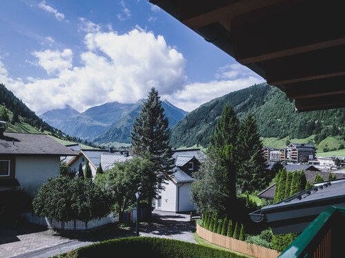 Appartements Ager - Penthouse, Sauna & Bergblick