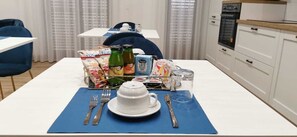 Desayuno de autoservicio incluido todos los días