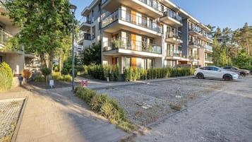 Apartment | Exterior