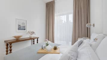 Apartment | 1 bedroom, individually furnished, iron/ironing board