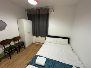 1 Schlafzimmer, Bügeleisen/Bügelbrett, WLAN