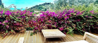 Spectacular4-bedroom Villa- Private Pool, Sea Views and TropicalGardens.