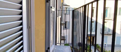 Exclusive-kattohuoneisto, näköala pihalle | Terassi/patio