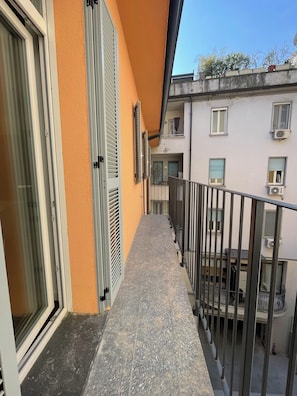 Appartamento Design, balcone, vista cortile | Terrazza/patio