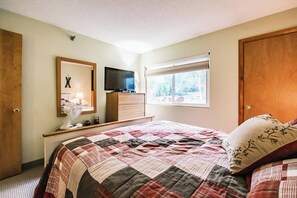 2 chambres, bureau, Wi-Fi, draps fournis