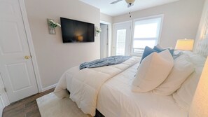 Room - Privet Farm cottage with AC and Deck in charming Salem Connecticut (Salem)