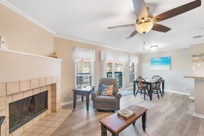 TV, DVD player - Waterfront Condo w/ Canal Views, Pool, Hot Tub & Boat Slip (Corpus Christi)