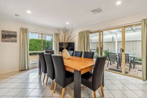 Unclassified image, 5 of 36, button