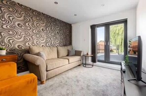 Living area - Victoria Stay (Hyde)