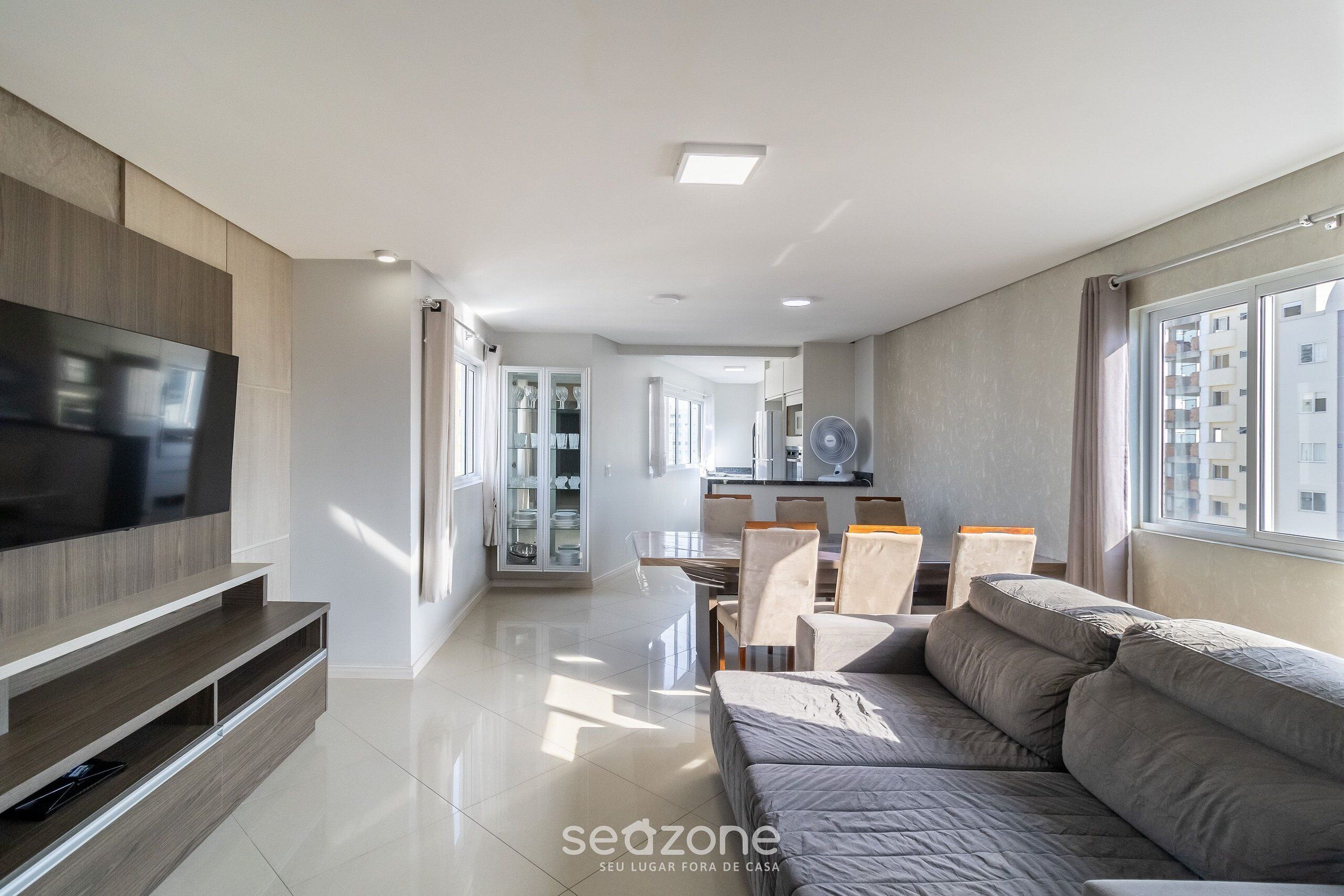 Perushuoneisto | Oleskelualue | Televisio