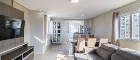 基本公寓 | 客廳 | 電視