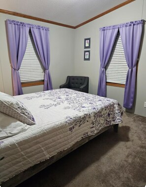 3 Schlafzimmer, Schreibtisch, BĂŒgeleisen/BĂŒgelbrett, WLAN