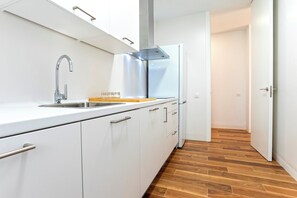 公寓 (3 Bedrooms) | 私人廚房 | 電冰箱、微波爐、兒童餐椅