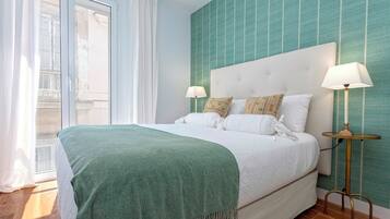 公寓 (3 Bedrooms) | 熨斗/熨衣板、床单