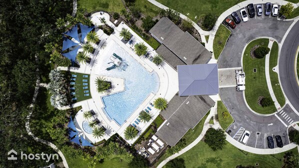 House | 15 bedrooms, Internet